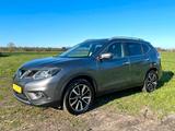 Nissan X-Trail  TEKNA / AHK / PANO / LEDER / LED / DAB - silberne Nissan X-Trail