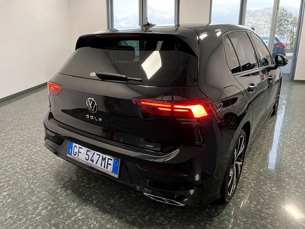 Image of Volkswagen Golf