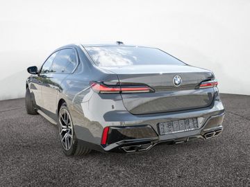 BMW 740 - 4