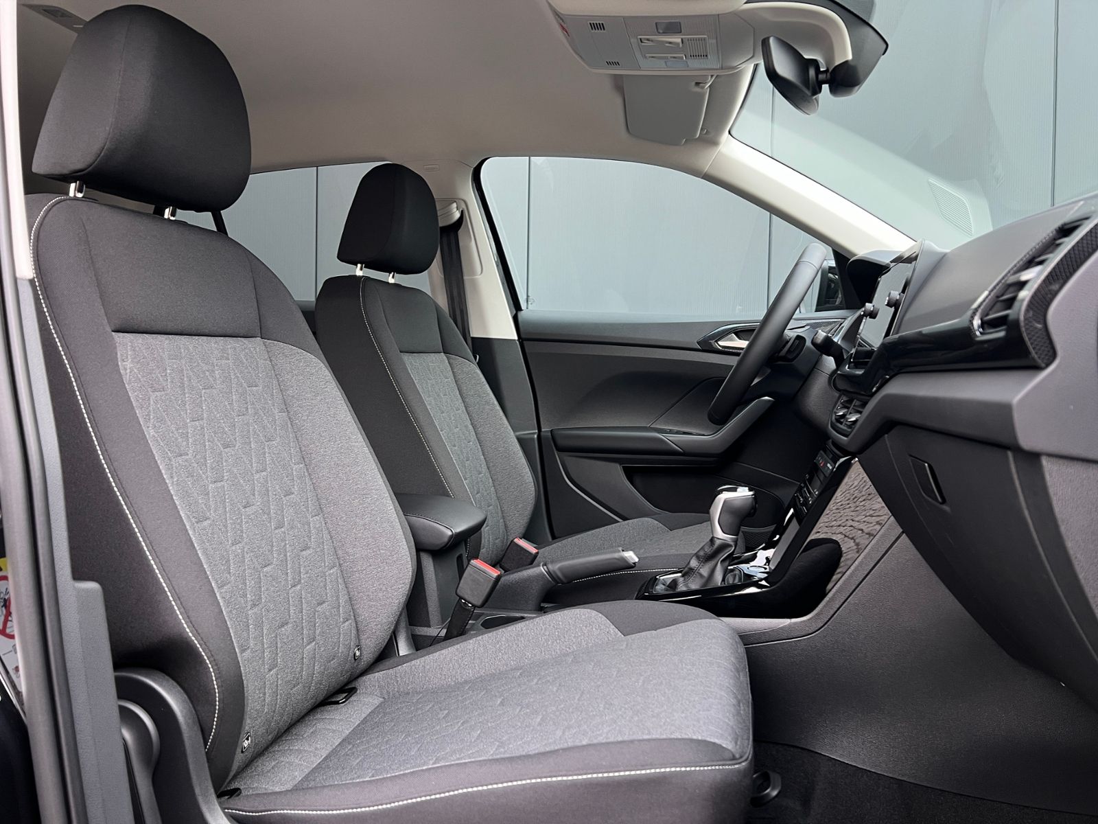 Fahrzeugabbildung Volkswagen T-Cross Life 1.0 TSI DSG *IQ.Light, ACC, App-Con