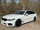 BMW 530d Touring A -