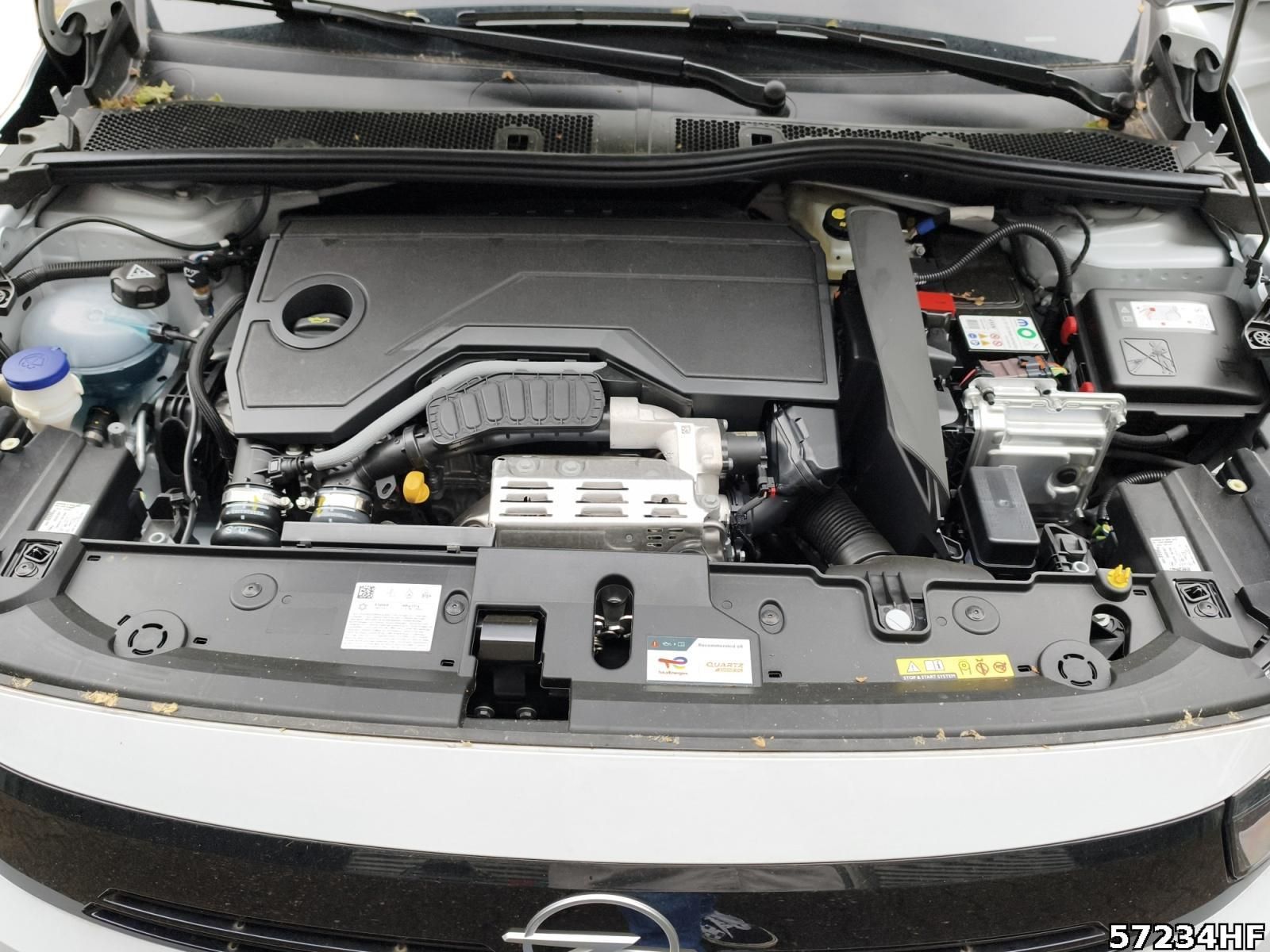 Fahrzeugabbildung Opel Corsa F Edition Hybrid 110 PS AT*PDC*SHZ*LED