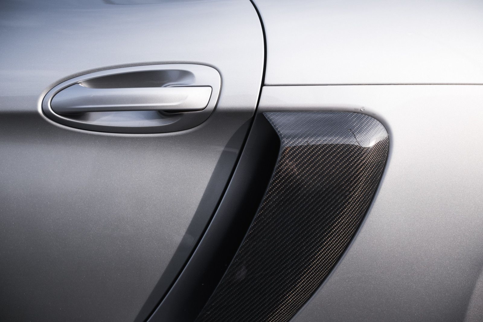 Fahrzeugabbildung Porsche Cayman 981 GT4- prom. Vorbesitz - MR Kit - 460PS