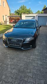 Audi A4 Avant Attraction  2.0 TDI 2 .Hand TÜV 02/27