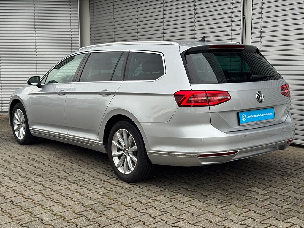 Passat Variant 2.0 TDI Highline *LED*AHK*STDHZG*
