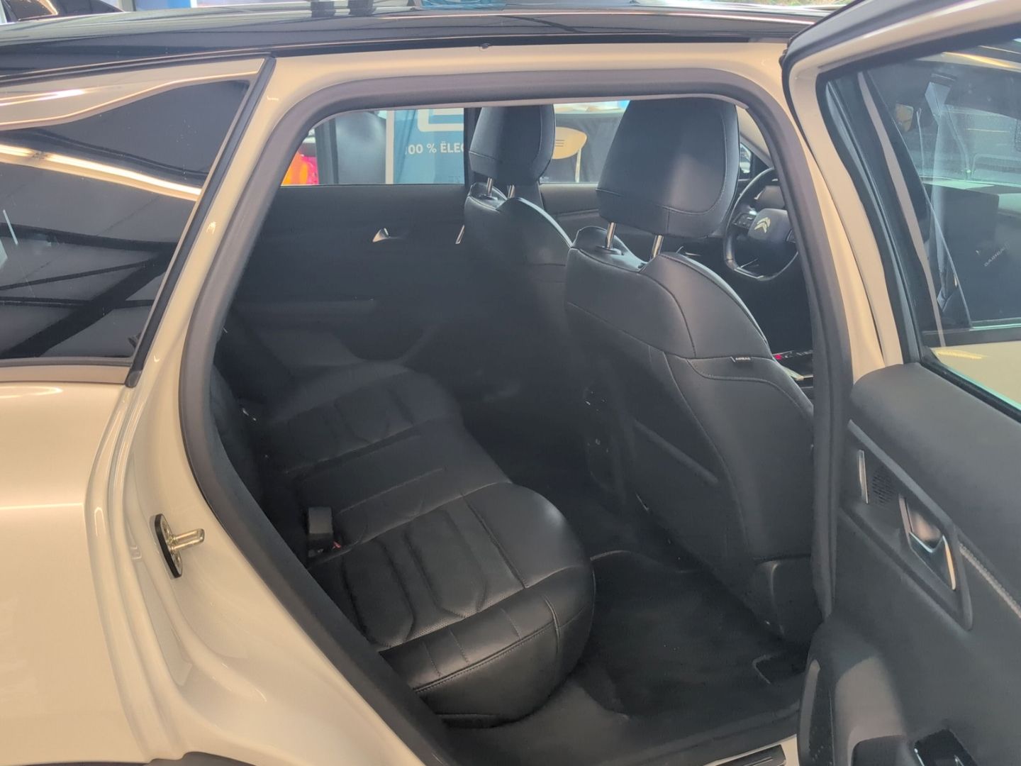 Fahrzeugabbildung Citroën C5X 1.6 Plug-In Shine Pack Hybrid 225 e-EAT8