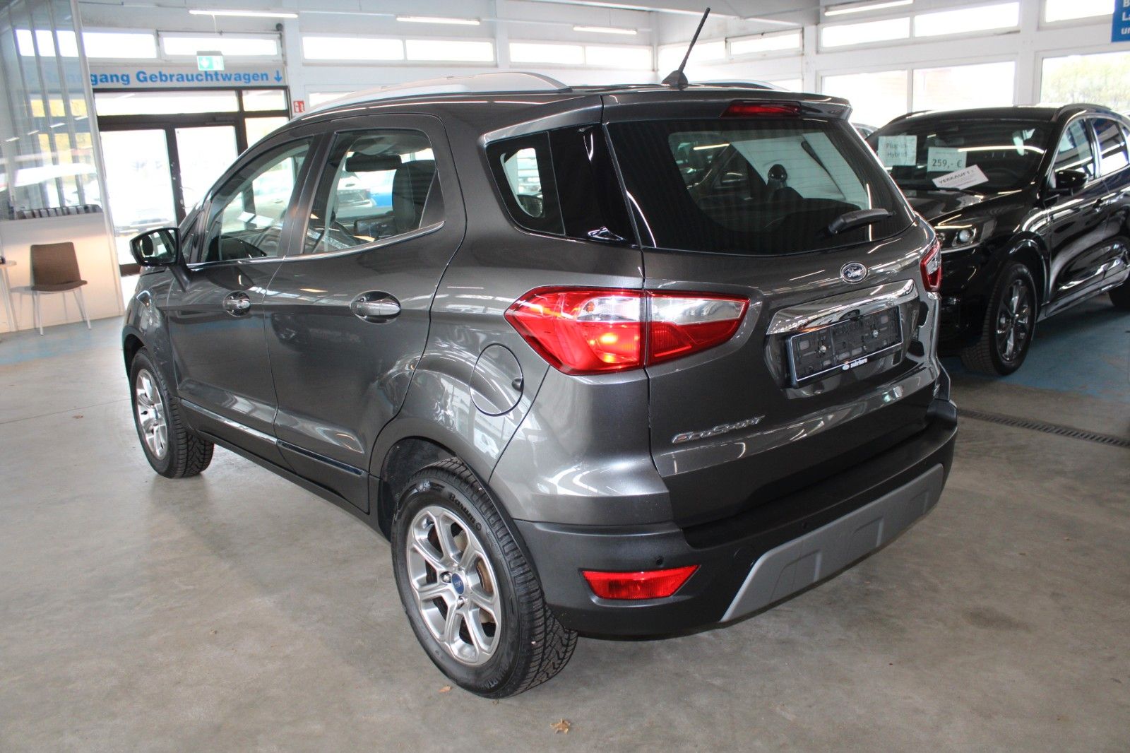 Fahrzeugabbildung Ford EcoSport Titanium AUTOMATIK Navi CAM WinterPaket