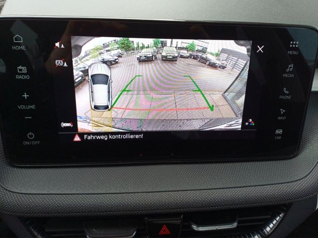 Fabia 1.0 TSI Drive/DSG/NAVI/PANO/LED/ACC