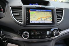 HONDA CR-V 2.0 i-VTEC Elegance AHK Navi Sitzhz 2Hd Cam