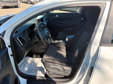 Hyundai TUCSON - 8