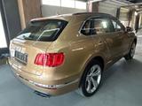 Bentley Bentayga 6.0 W12 Mulliner 4WD Autom. Mulliner - Bentley Bentayga: Mulliner