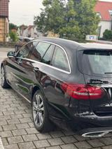 Mercedes-Benz TOP GEPFLEGT! C 220 d T Autom.  - Mercedes-Benz C 220 Gebrauchtwagen in Stuttgart