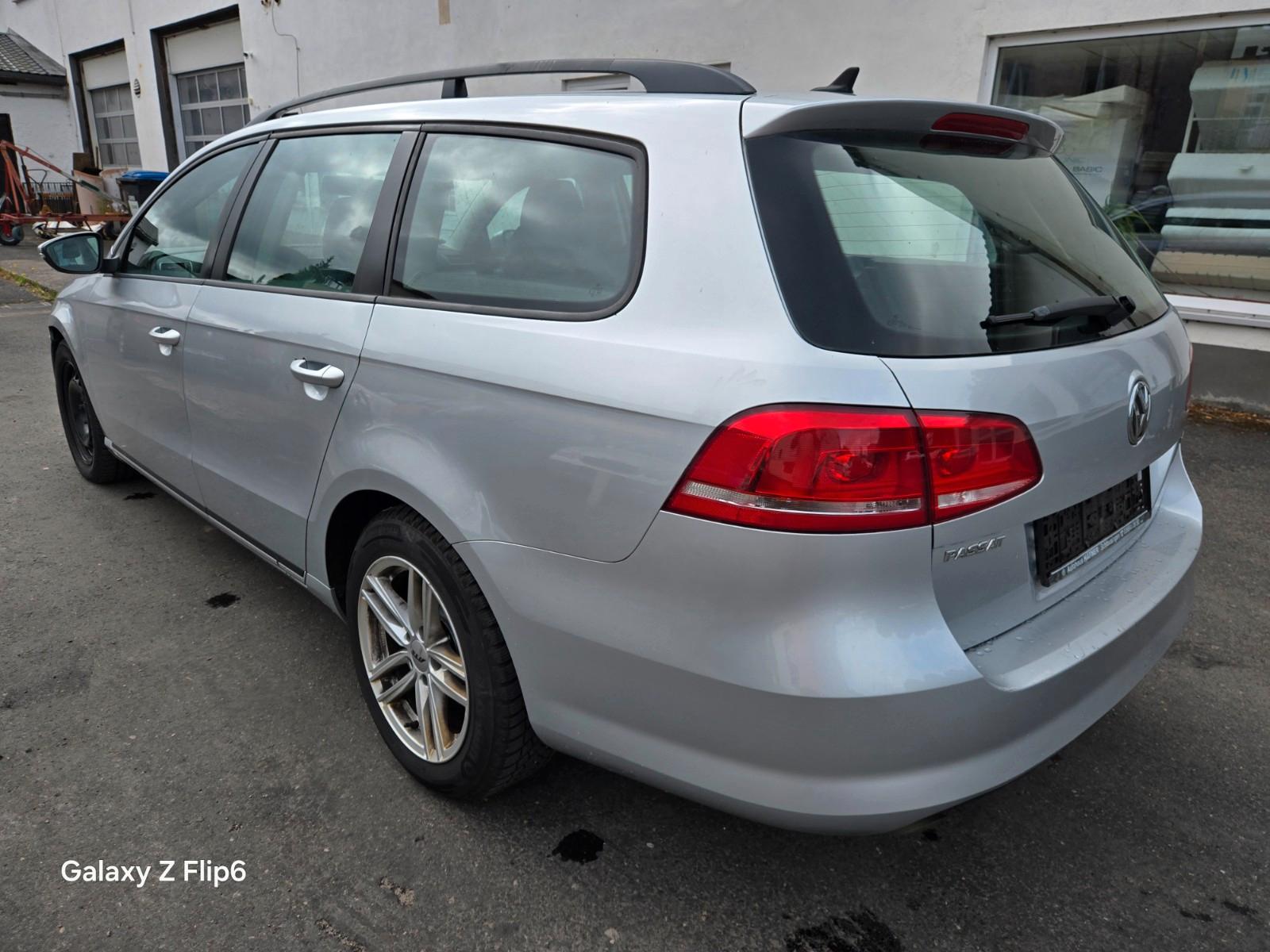 Volkswagen Passat 2013 — photo 8