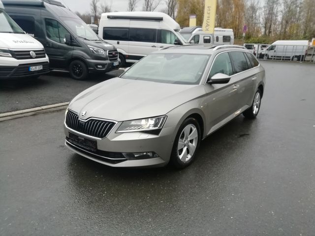 Skoda Superb  Style 4x4,Panom.Leder,Bi-xen,Standh.Voll