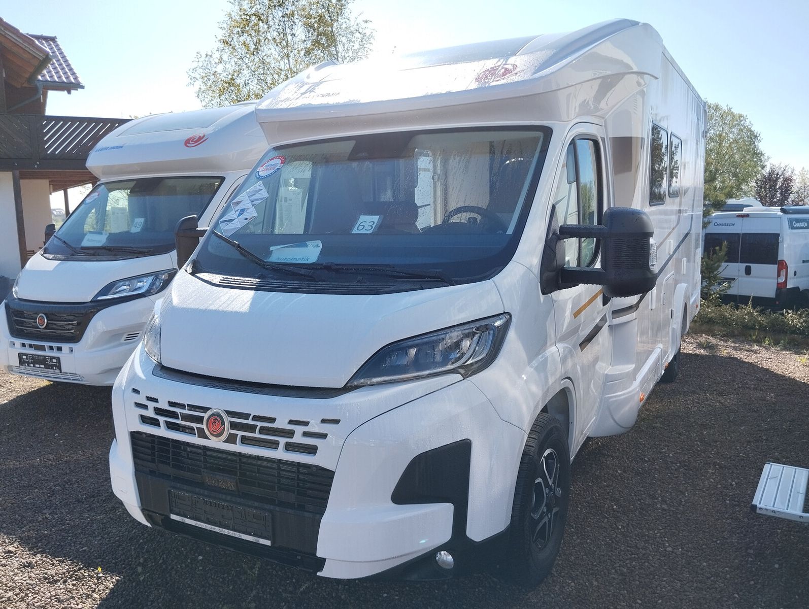 Fahrzeugabbildung Eura Mobil Profila T PT 675 SB Mondial Pakete, Automatik