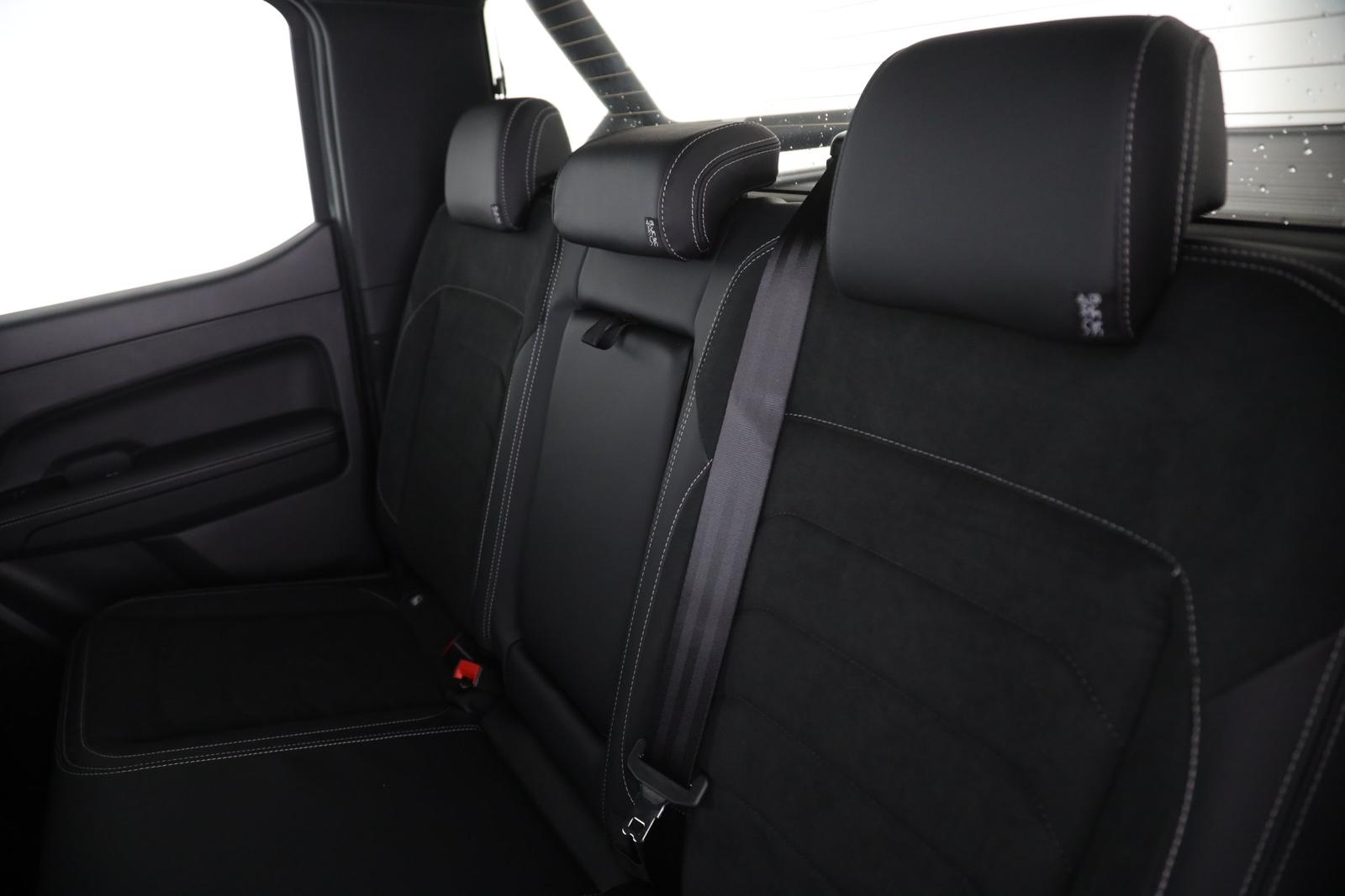 Volkswagen Amarok DC TDI 4MOTION DARK LABEL | AHK | ACC |