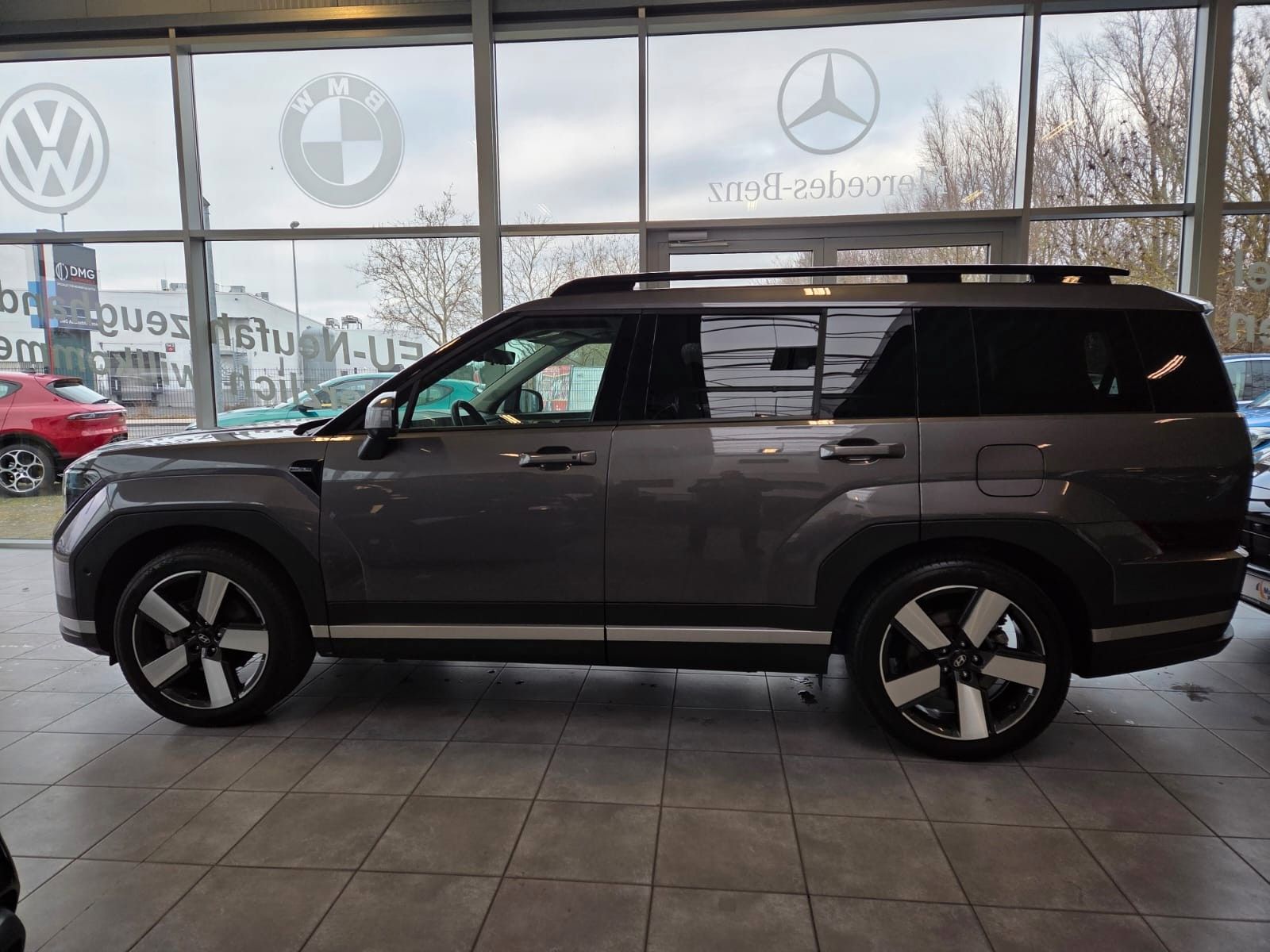 Fahrzeugabbildung Hyundai Santa Fe 1.6 T-GDI Hybrid 158 kW 2WD