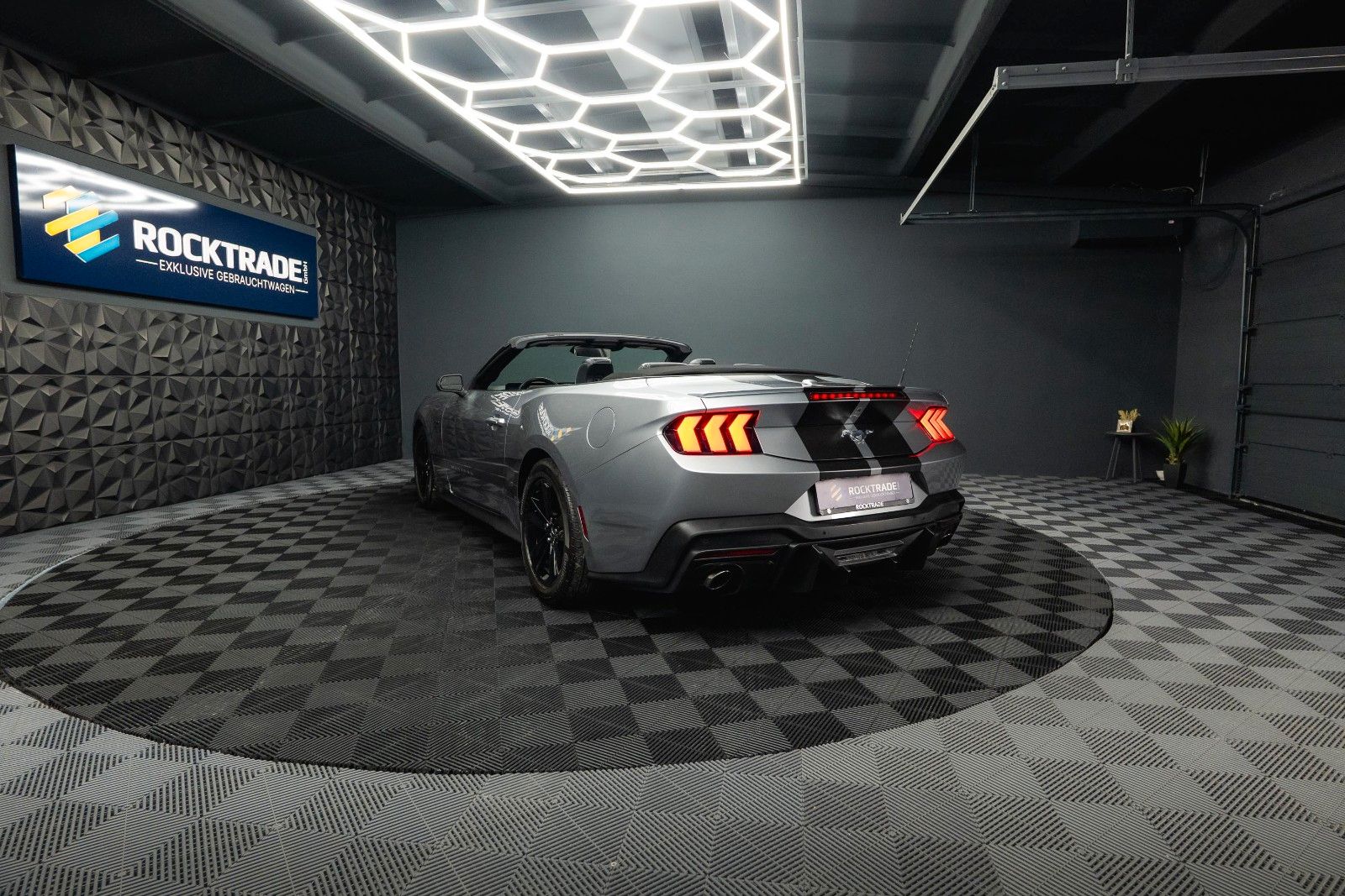 Fahrzeugabbildung Ford Mustang GT Cabrio DARK HORSE PREMIUM MY2024 19%