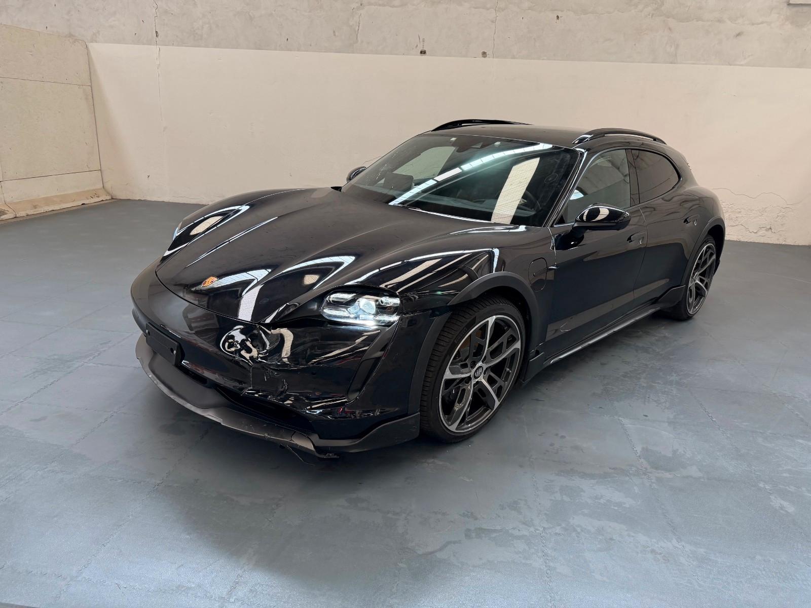 Porsche Taycan Cross Turismo 4 *AUTO FAHRT*