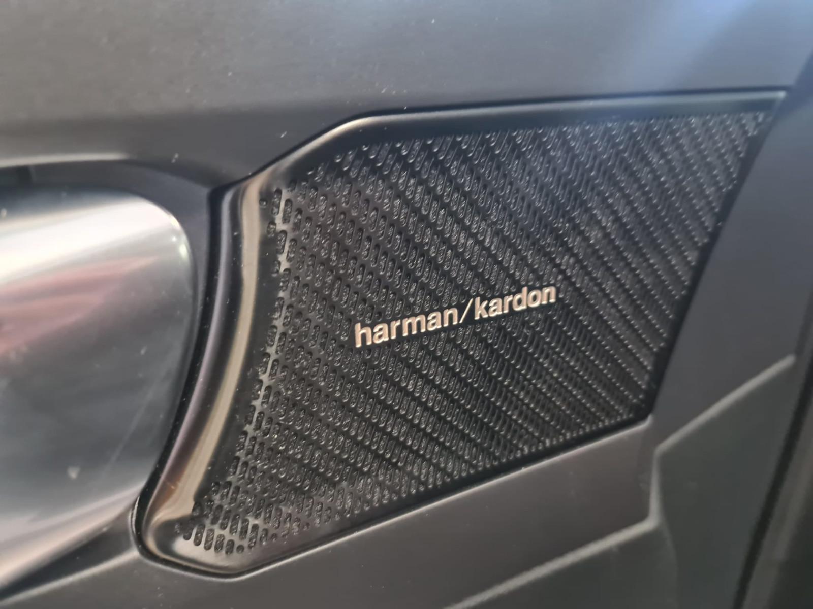 Volvo XC40 Momentum AWD/LED/Nav / 1.Hand,Kamera