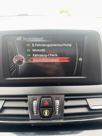 BMW 218 - 12