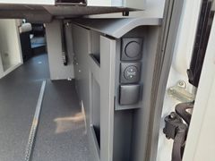 Adria Twin 640 SGX Edition,180 PS, Automatik MJ26