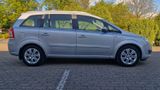 Opel Zafira B Innovation "110 Jahre" 7 Sitze - Opel Zafira in Hamburg