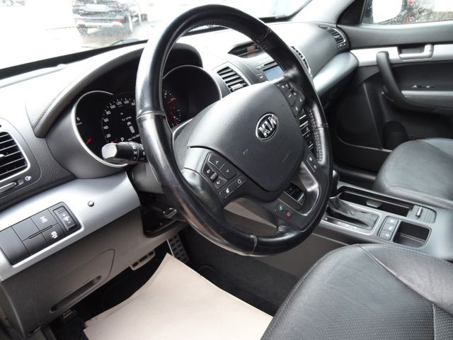Fahrzeugabbildung Kia Sorento Spirit 4WD/Leder/Navi/Pano/AHK/Kamera/