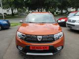 Dacia Sandero II Stepway Celebration - Dacia Sandero: Stepway
