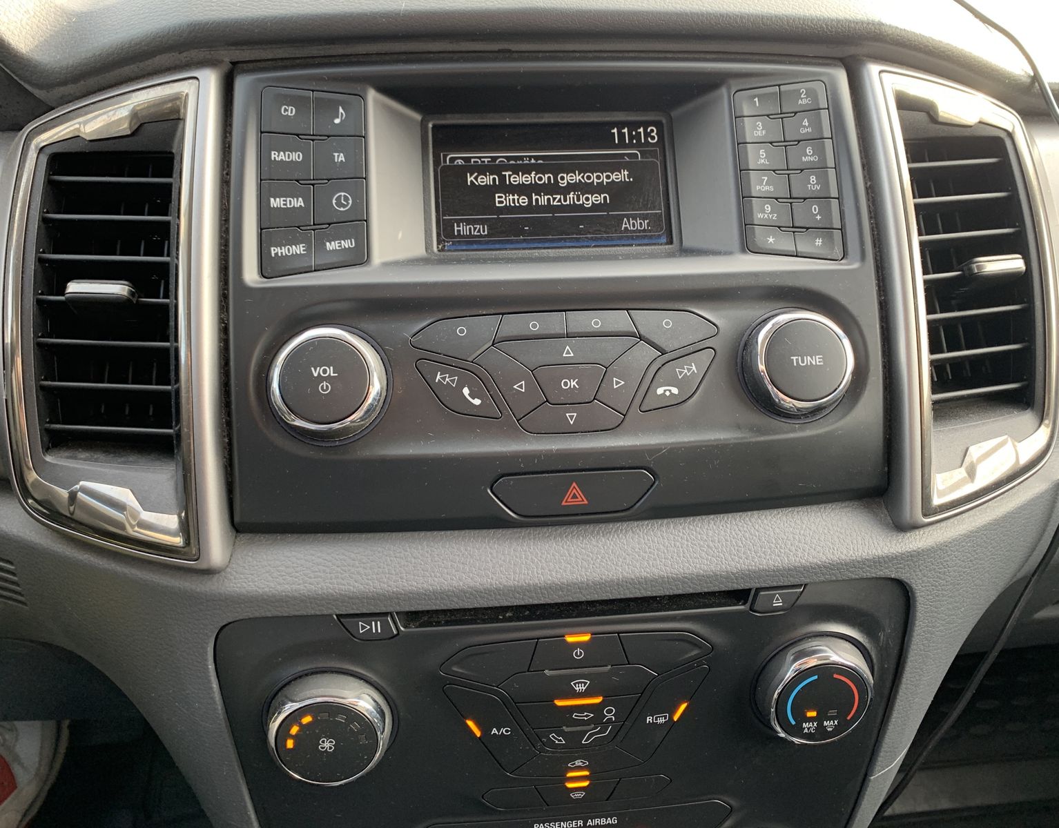 Fahrzeugabbildung Ford Ranger 2.2 TDCi*XLT*Doppelkabine*4x4*AHK*Navi*