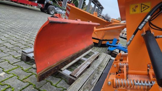 Andere Kubota 1800mm Kuppeldreieck