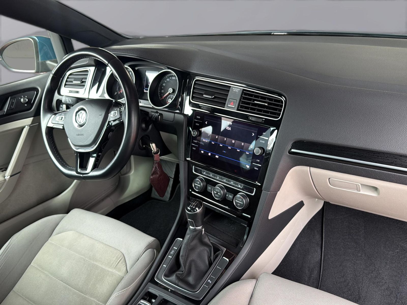 Fahrzeugabbildung Volkswagen Golf VII Variant Highline BMT/ kein Ablue