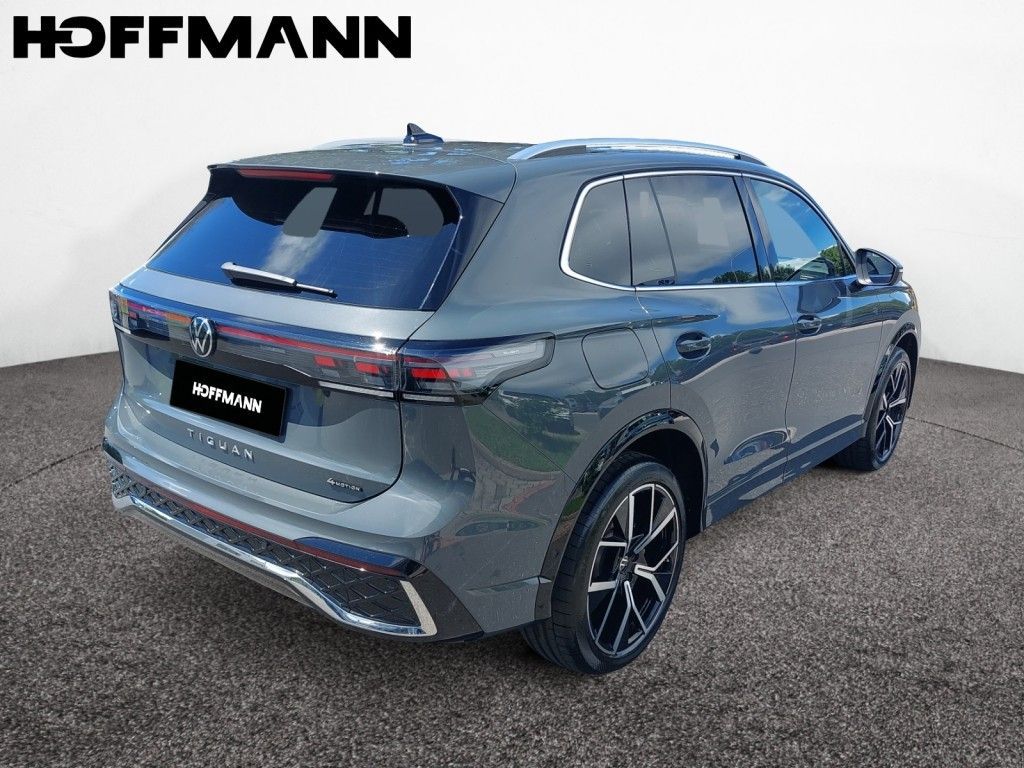 Fahrzeugabbildung Volkswagen Tiguan 2.0 TSI 4MOTION DSG R-Line Standheizung