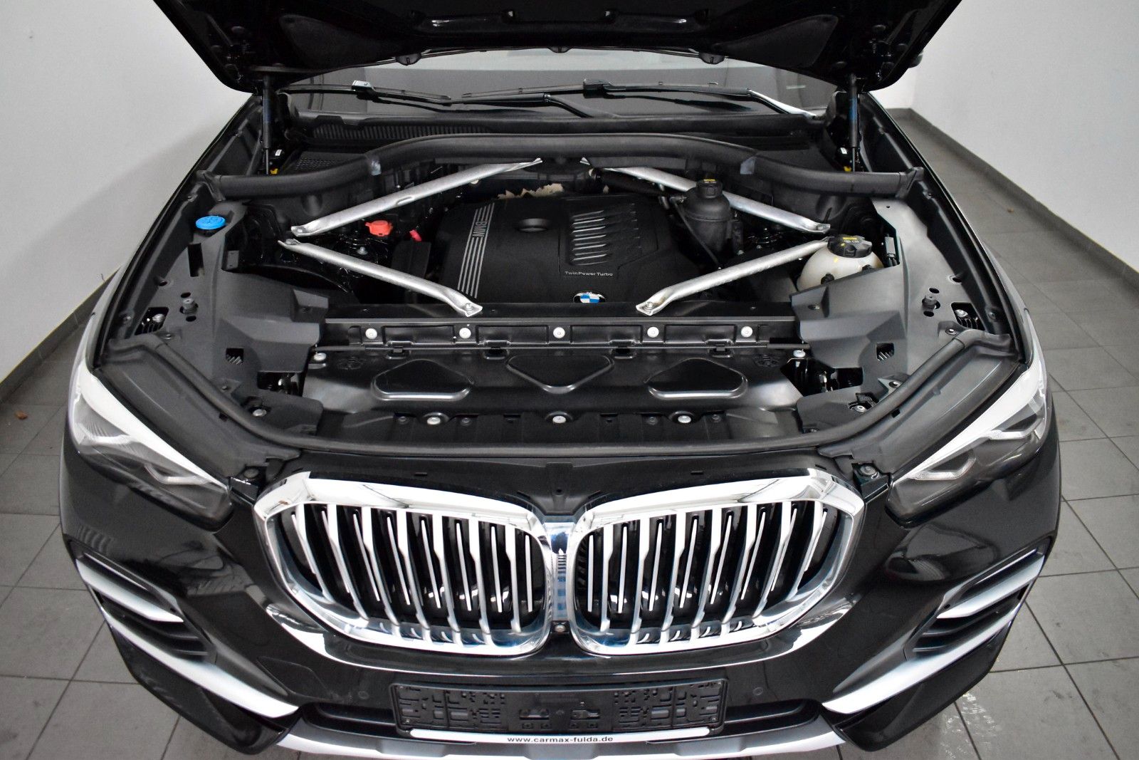 Fahrzeugabbildung BMW X5 xDrive 40i xLine Leder,Navi,LED,HeadUp,Panor.