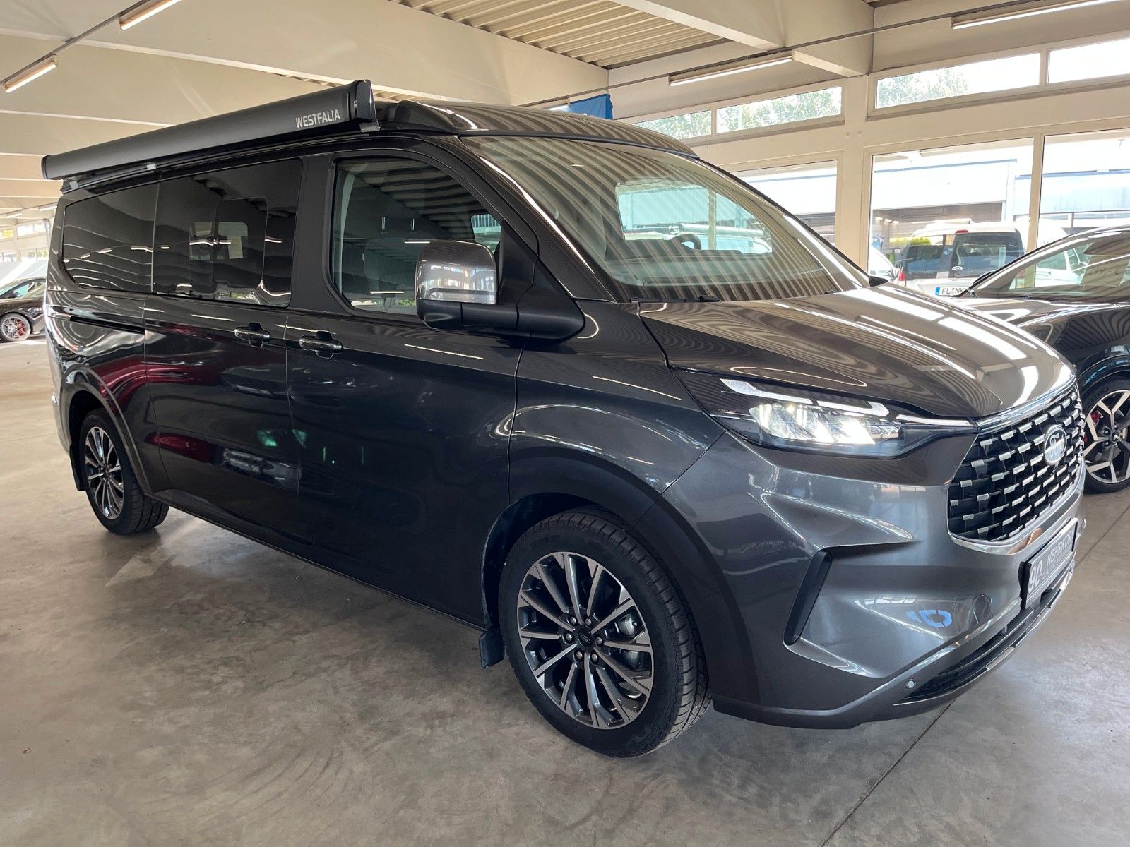 Fahrzeugabbildung Ford NUGGET L2 Titanium Aufstelldach Markise uvm.