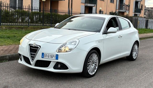 Alfa Romeo Alfa Giulietta 1.6 JTDm-2 105 CV Distinctive