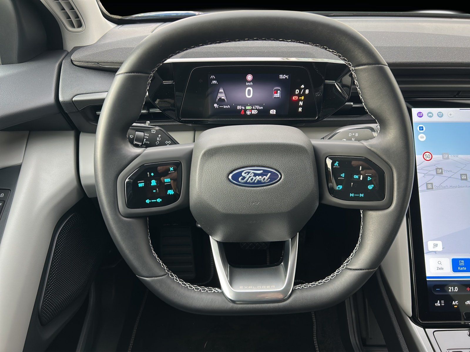 Fahrzeugabbildung Ford Explorer RWD Extended Range Aut./LED/ACC/AHK/360