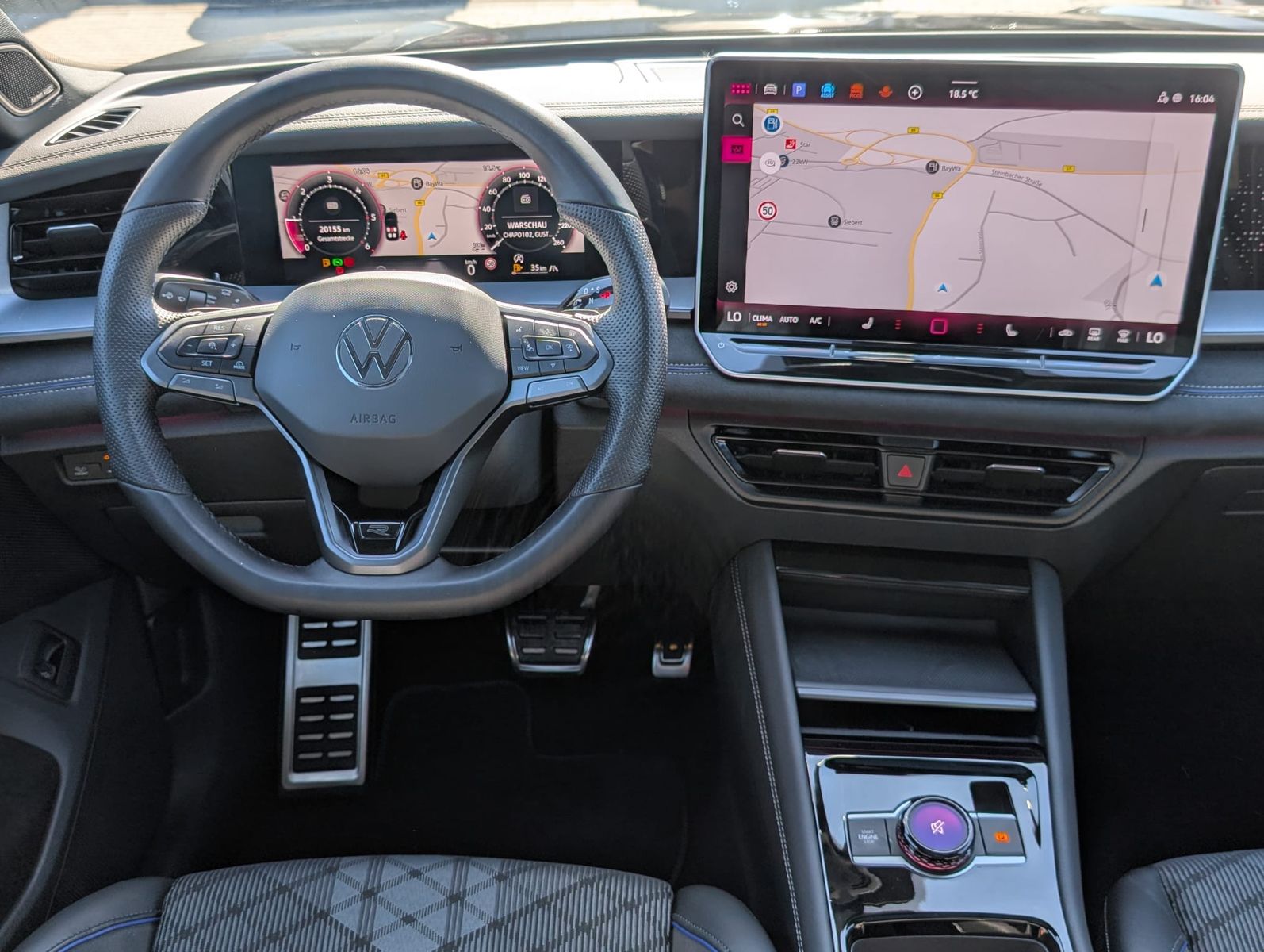 Fahrzeugabbildung Volkswagen Tayron 2.0TDI 4M R-Line 7Si*MATRIX*AHK*PANO*H&K