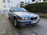 BMW 318i Cabrio 318i - gebrauchte BMW 318 aus dem Jahr 1997