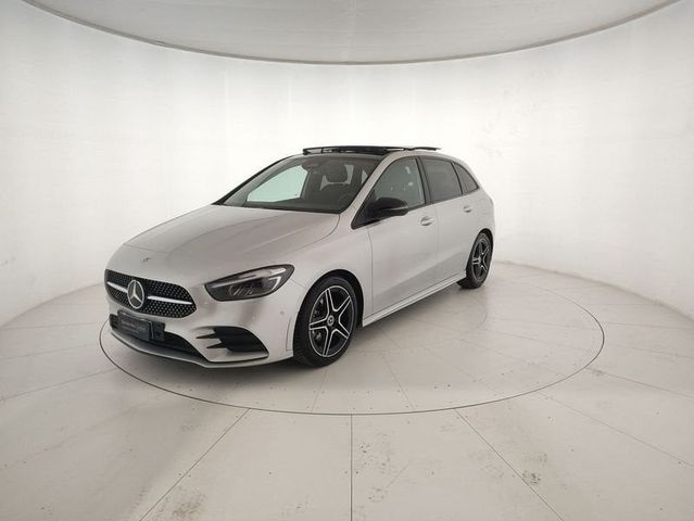 Mercedes-Benz Classe B - W247 2023 B 180 d AMG L