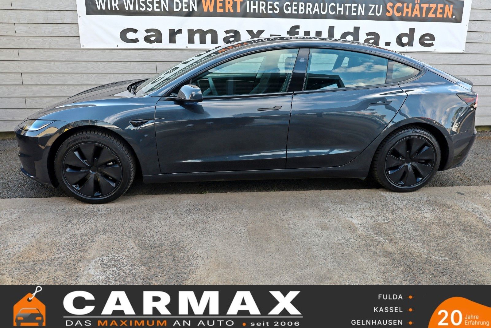Fahrzeugabbildung Tesla Model 3 Long Range Dual AWD,Navi,Kamera,Panorama