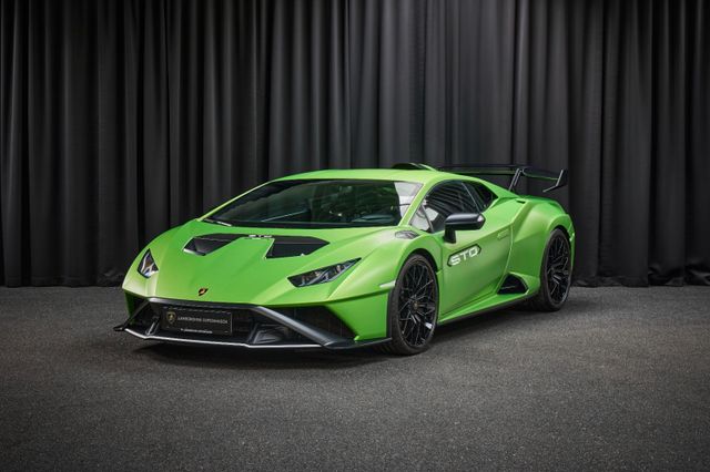 Lamborghini Huracán STO