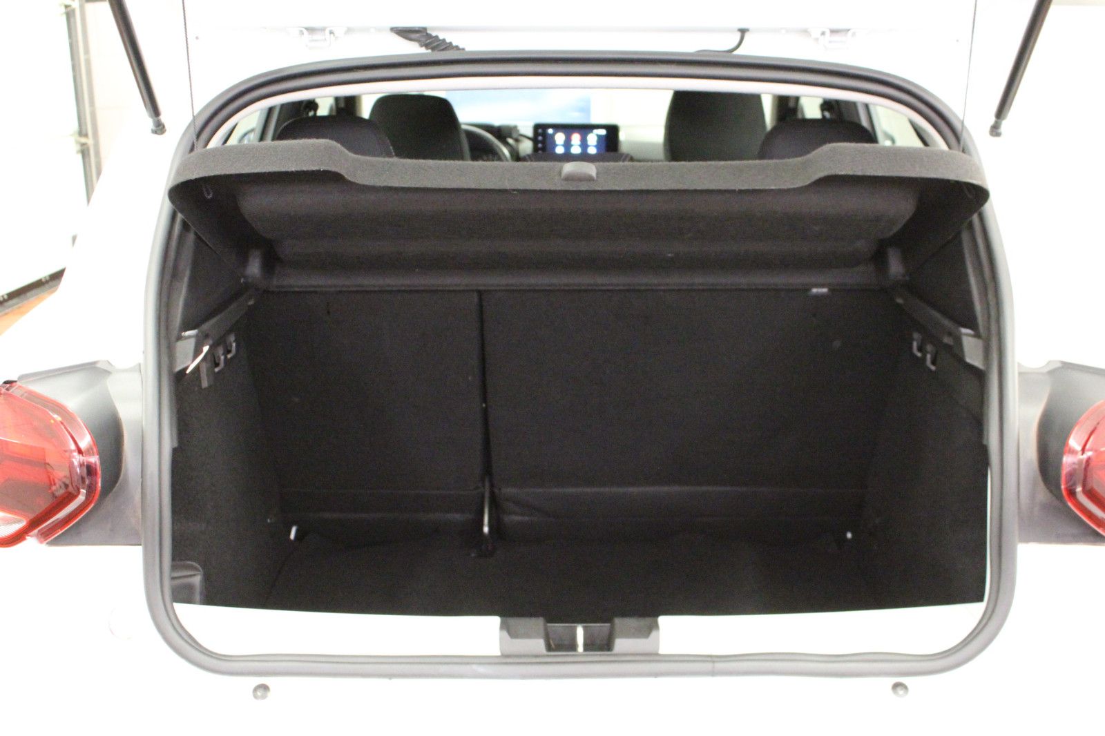 Fahrzeugabbildung Dacia Sandero Stepway TCe 100 ECO-G Comfort *Media-Dis