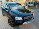 Volvo XC 90 XC90 D5 Momentum Geartronic*LEDER*7.S*VOLL - Volvo XC90 Gebrauchtwagen in Frankfurt