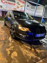 Volkswagen Passat 2.0 FSI Sport - VW Passat Gebrauchtwagen in Erfurt