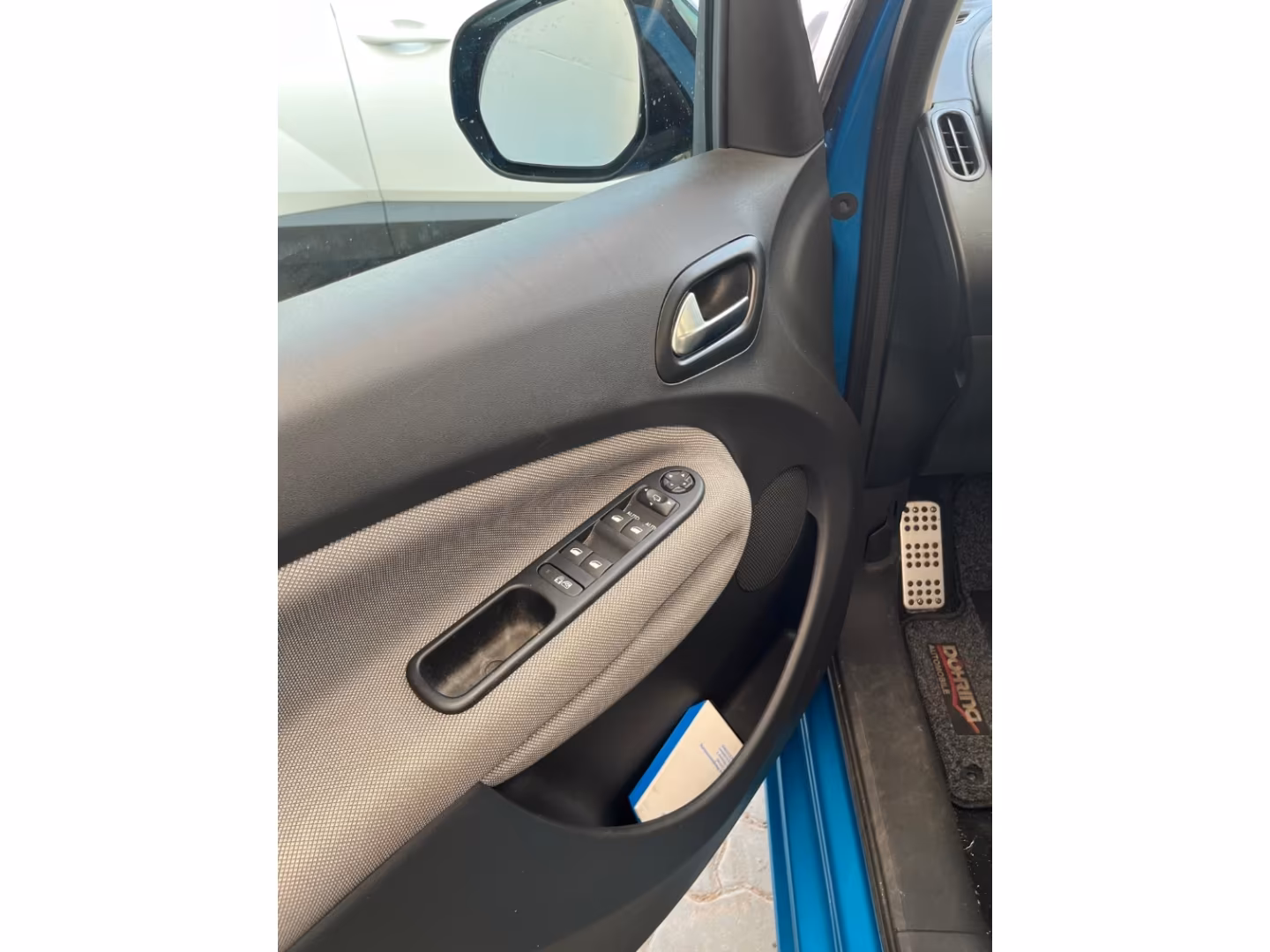 Citroën C3 Picasso Tendance AHK Temp Tel.-Vorb. PDC Rege
