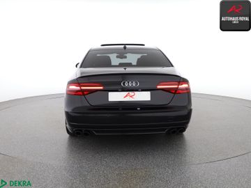Audi S8 - 4