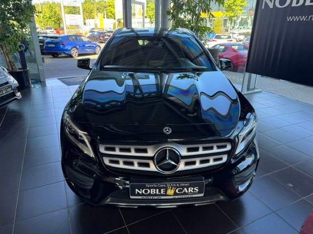 Fahrzeugabbildung Mercedes-Benz GLA 250 4Matic AMG PANO KAM LED NAVI