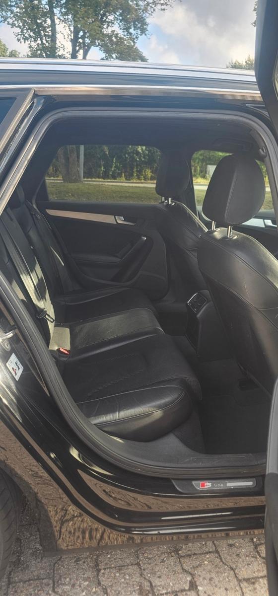 Audi A4 2010 — photo 14
