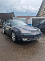 Ford Mondeo 1.8 - Ford Mondeo aus 2006: Kombi